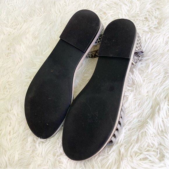 Gray Sandals - Picture 6 of 10